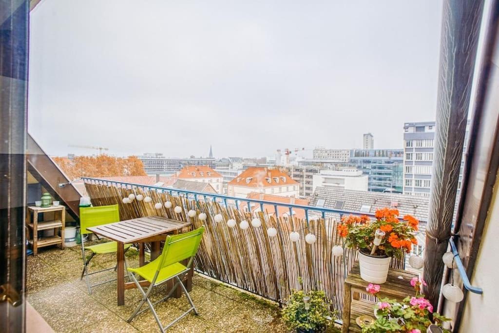 Panorama Cathedrale - Appt Lumineux Avec Parking Prive Apartamento Estrasburgo Exterior foto